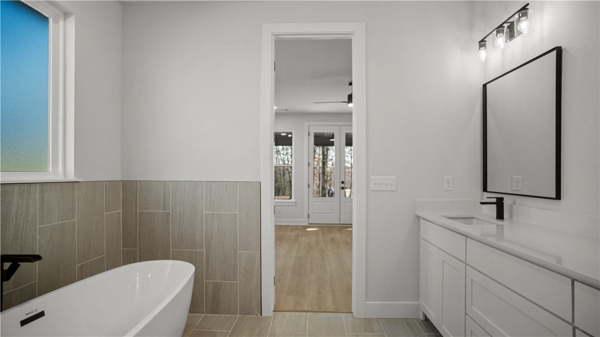 15-19-32-RURAL - Residential