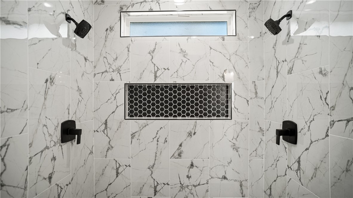 15-19-32-RURAL - Residential