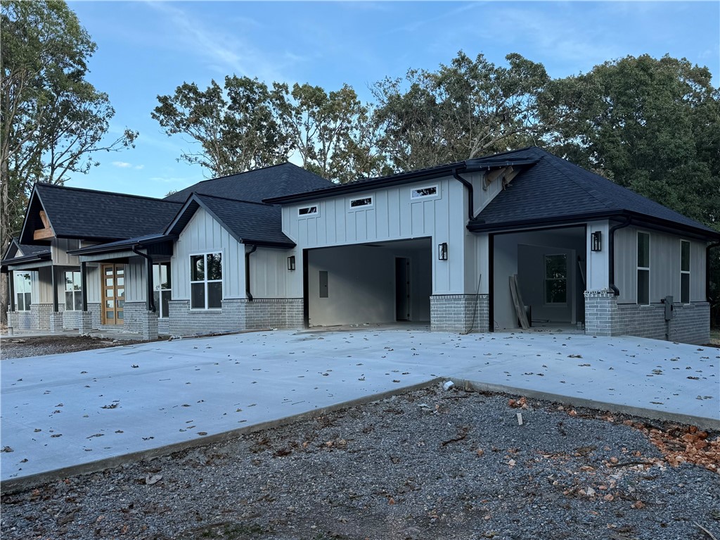 15-19-32-RURAL - Residential