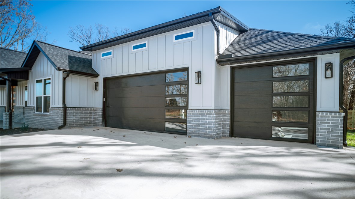 15-19-32-RURAL - Residential