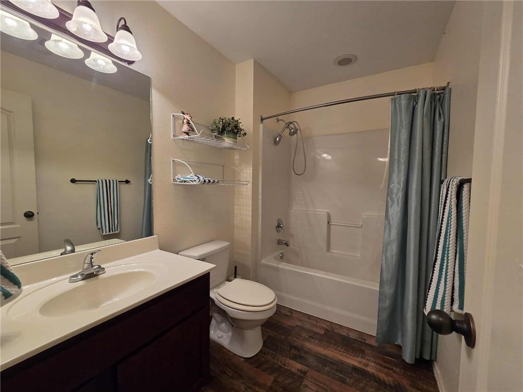 Dickenshire Sub Bvv - Residential