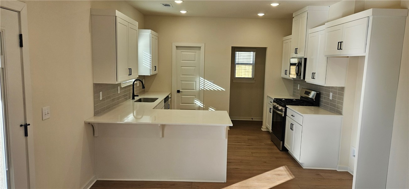 JACOB'S CROSSING S/D - Residential Lease