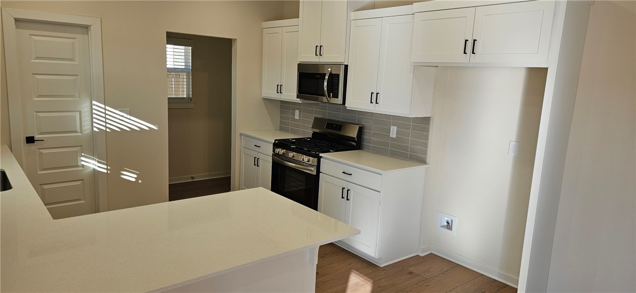 JACOB'S CROSSING S/D - Residential Lease