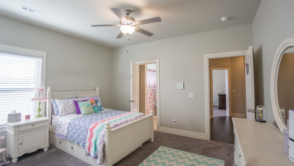 Grand Pointe Sub Rogers - Residential