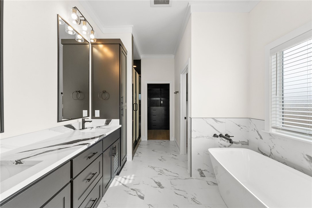 Meadow Brook Sub Ph I Rogers - Residential Lease
