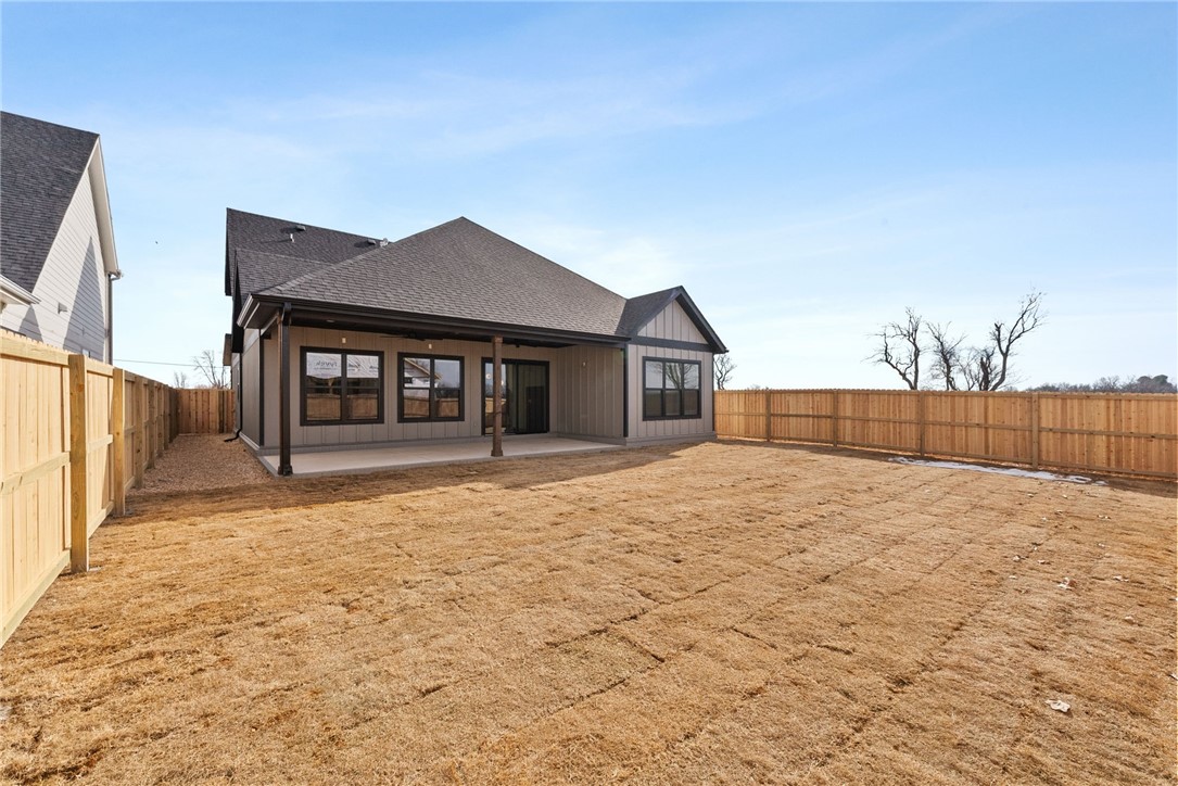 Meadow Brook Sub Ph I Rogers - Residential Lease