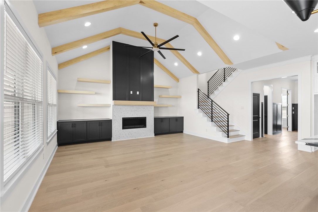 Meadow Brook Sub Ph I Rogers - Residential Lease