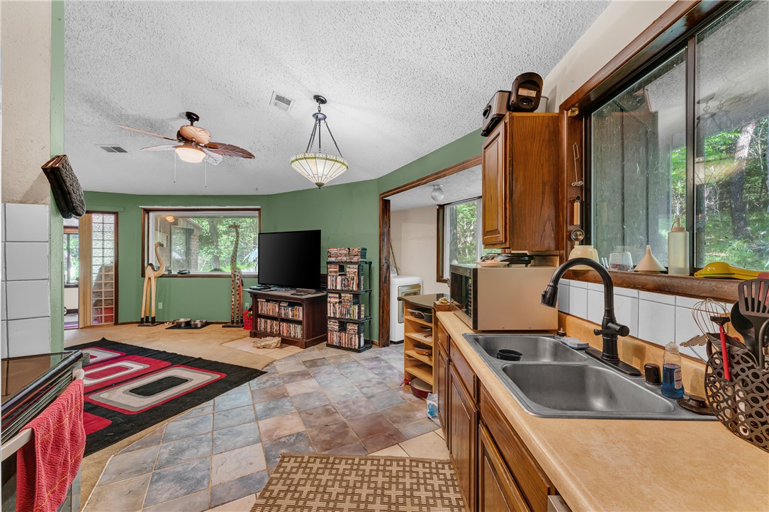 Unit 1 Holiday Island - Residential