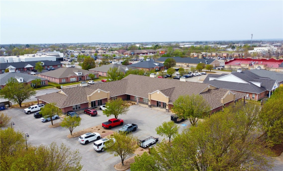 Werts 2nd Add Bentonville - Commercial Lease