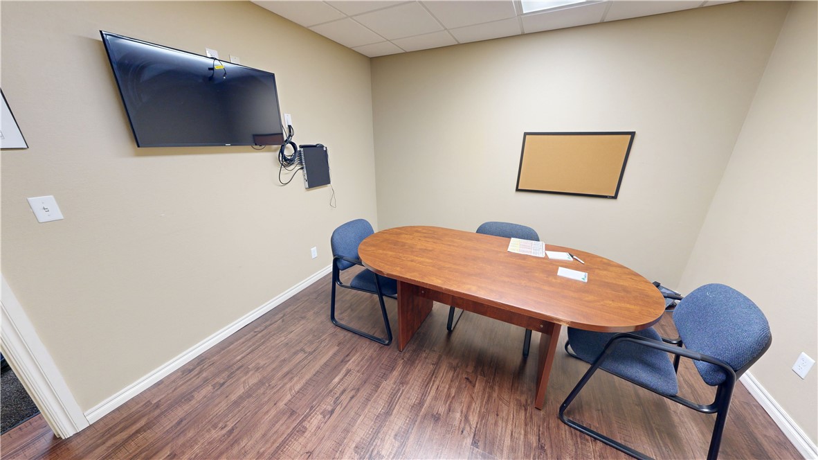 Industrial Park Plaza - Commercial Lease