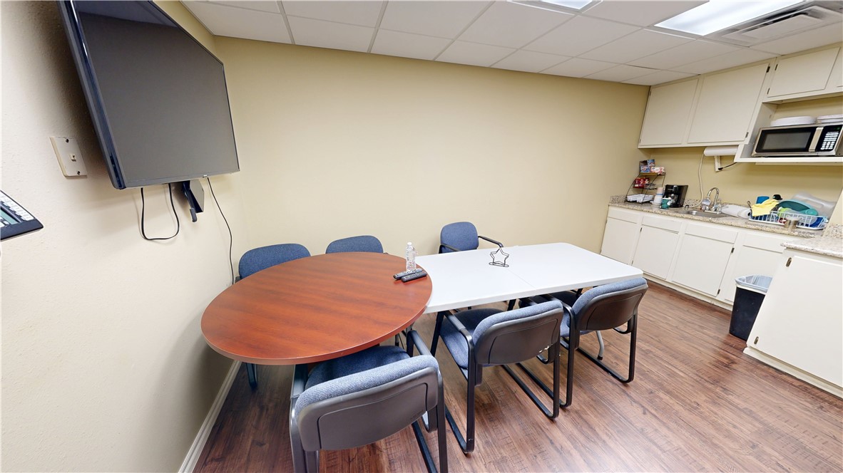 Industrial Park Plaza - Commercial Lease