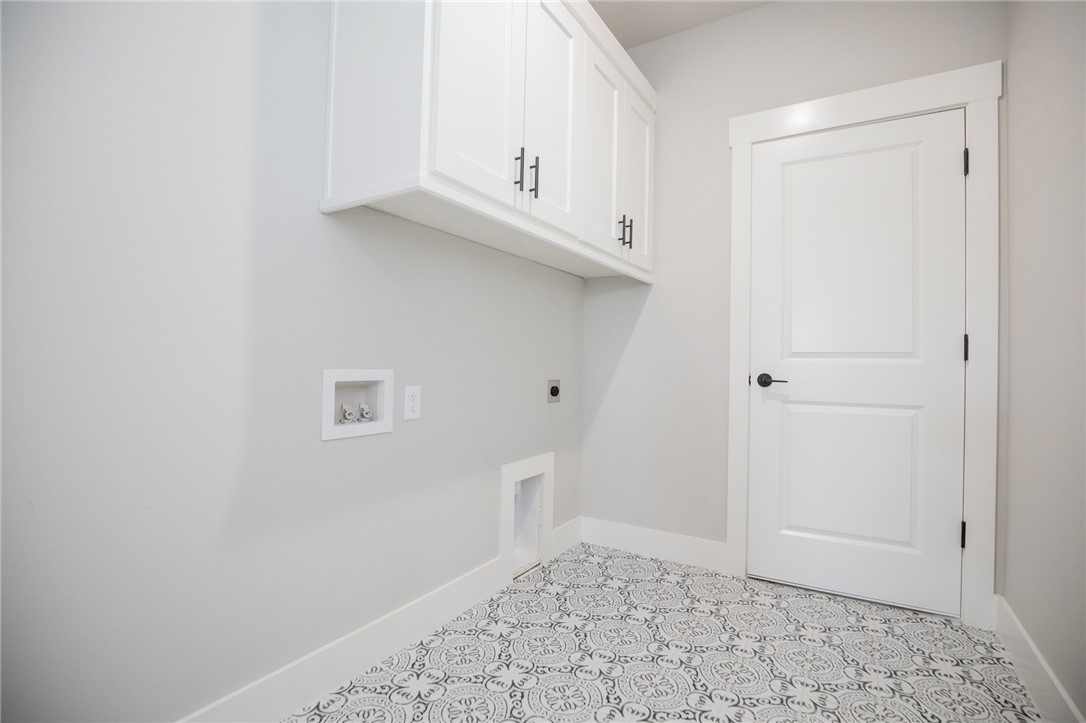 GRAND ESTATES PH 1-GENTRY - Residential