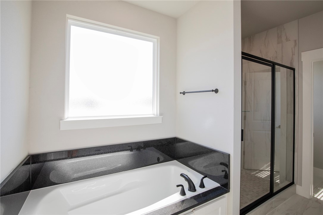 GRAND ESTATES PH 1-GENTRY - Residential