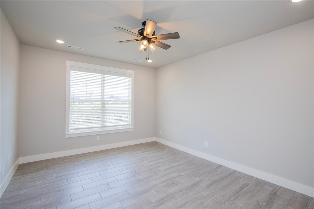 GRAND ESTATES PH 1-GENTRY - Residential