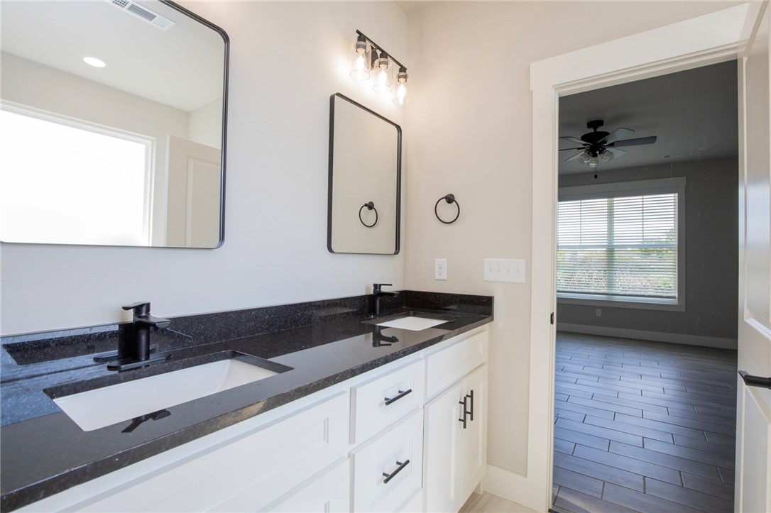 GRAND ESTATES PH 1-GENTRY - Residential