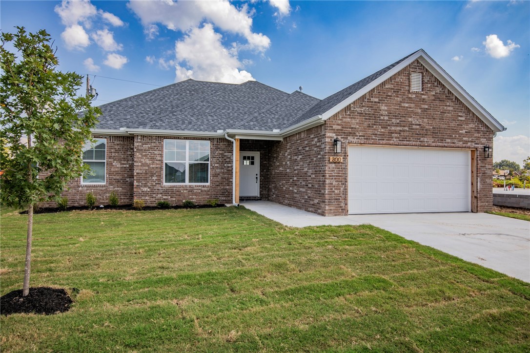 GRAND ESTATES PH 1-GENTRY - Residential