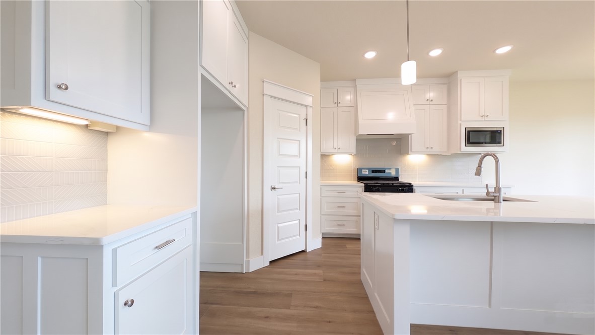 GRAND ESTATES PH 1-GENTRY - Residential