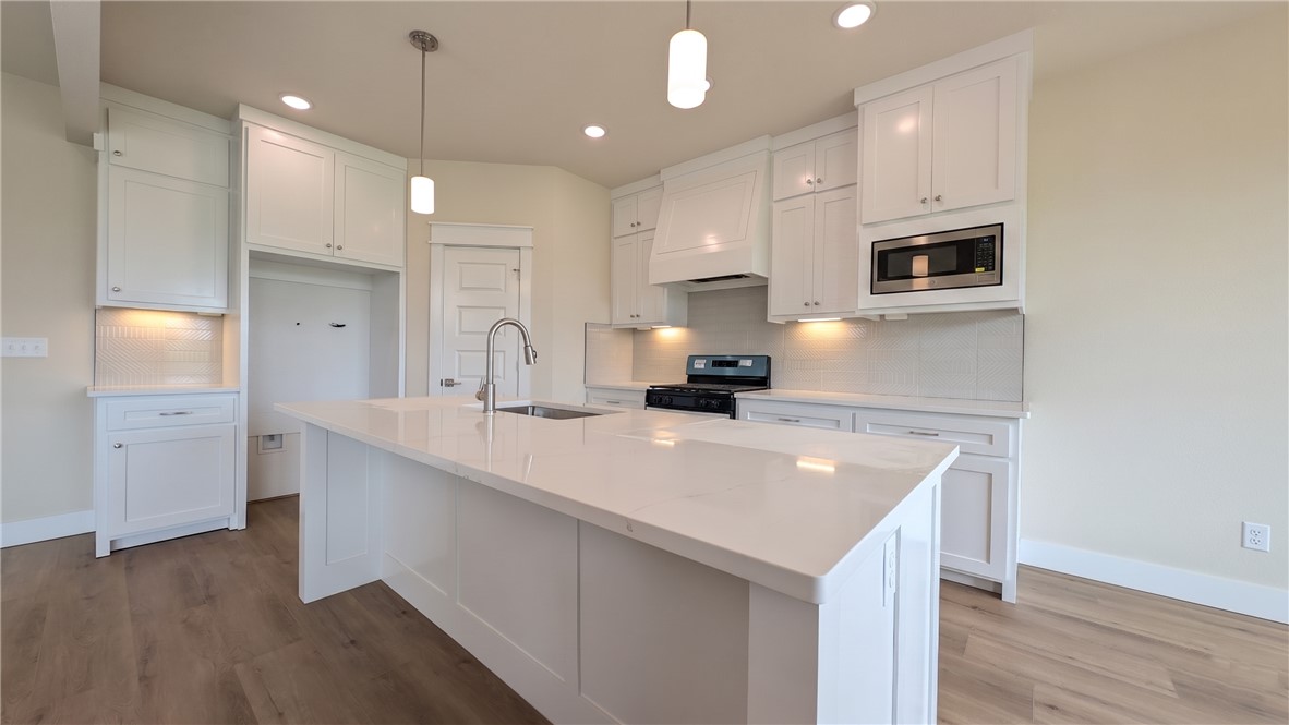 GRAND ESTATES PH 1-GENTRY - Residential