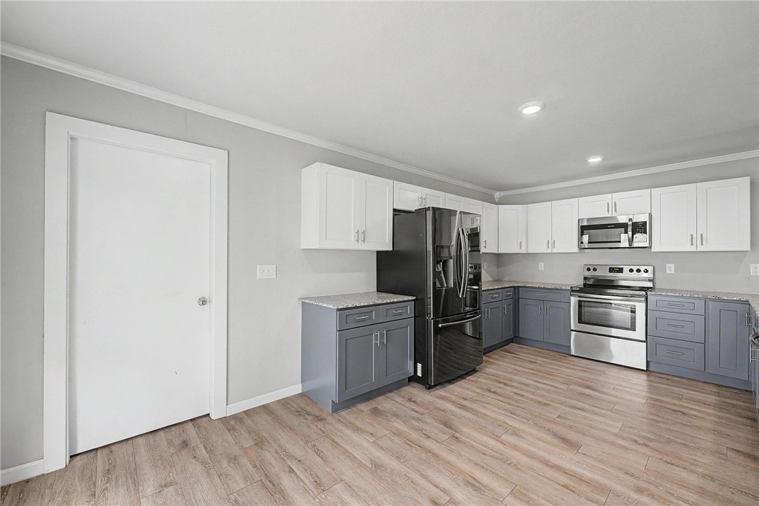 Kiphart Sub 2nd Rogers - Residential Lease