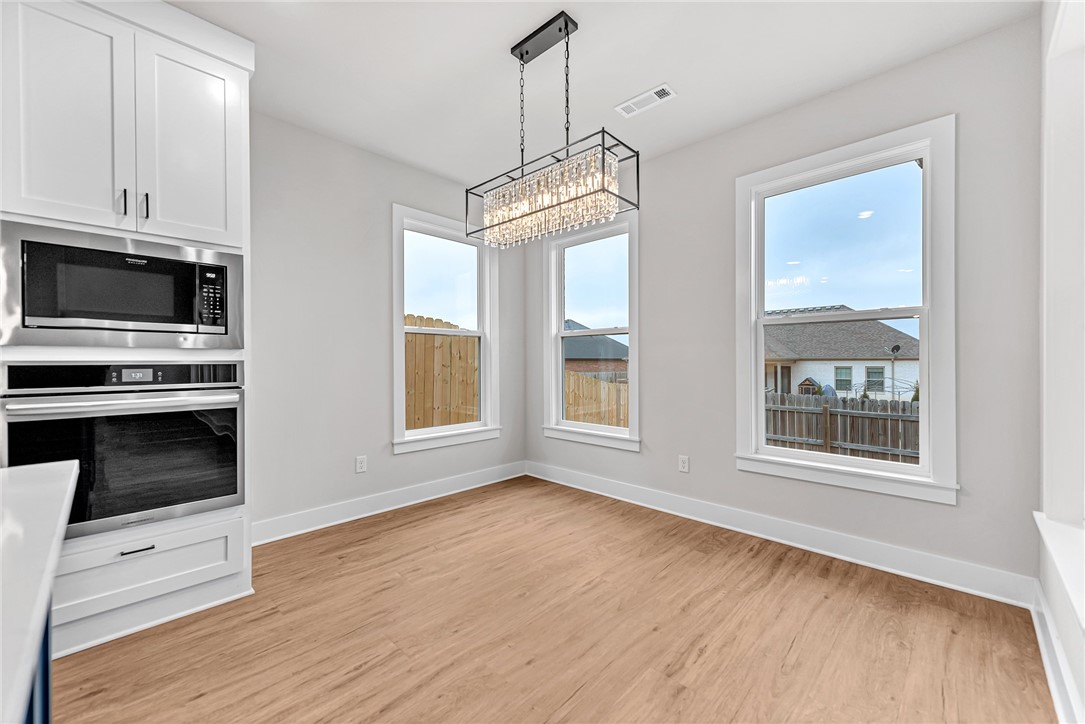 Paradise Park Sub Centerton - Residential Lease