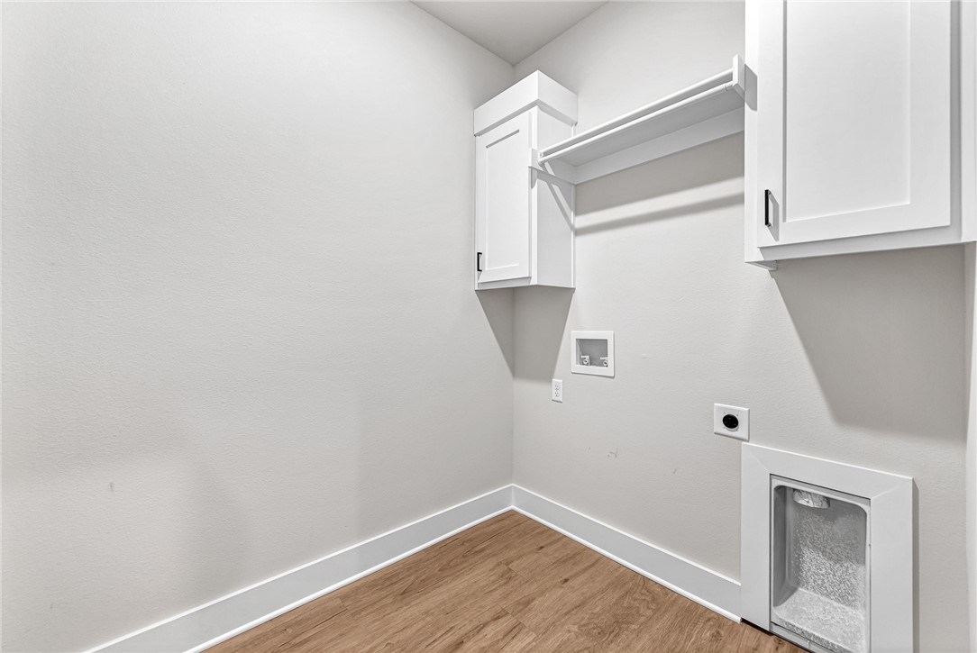 Paradise Park Sub Centerton - Residential Lease