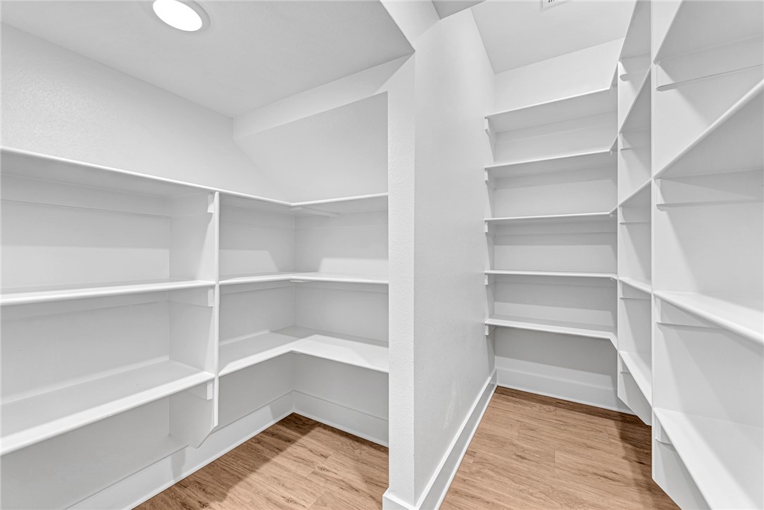 Paradise Park Sub Centerton - Residential Lease