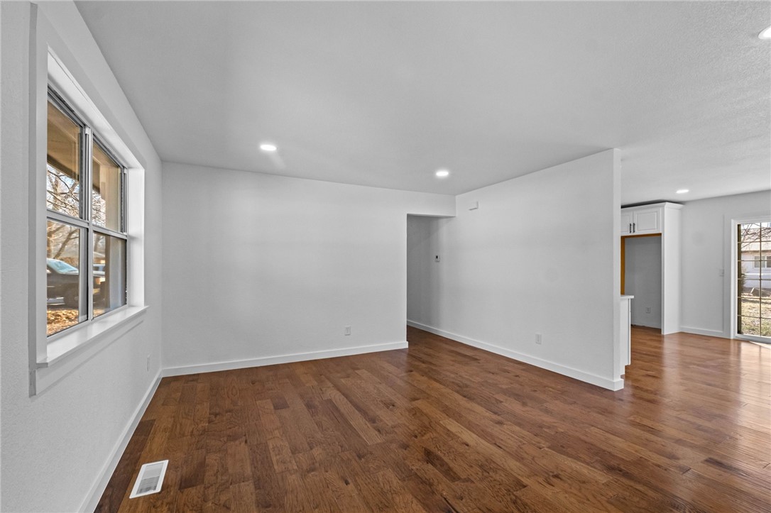 Banks Add Bentonville - Residential