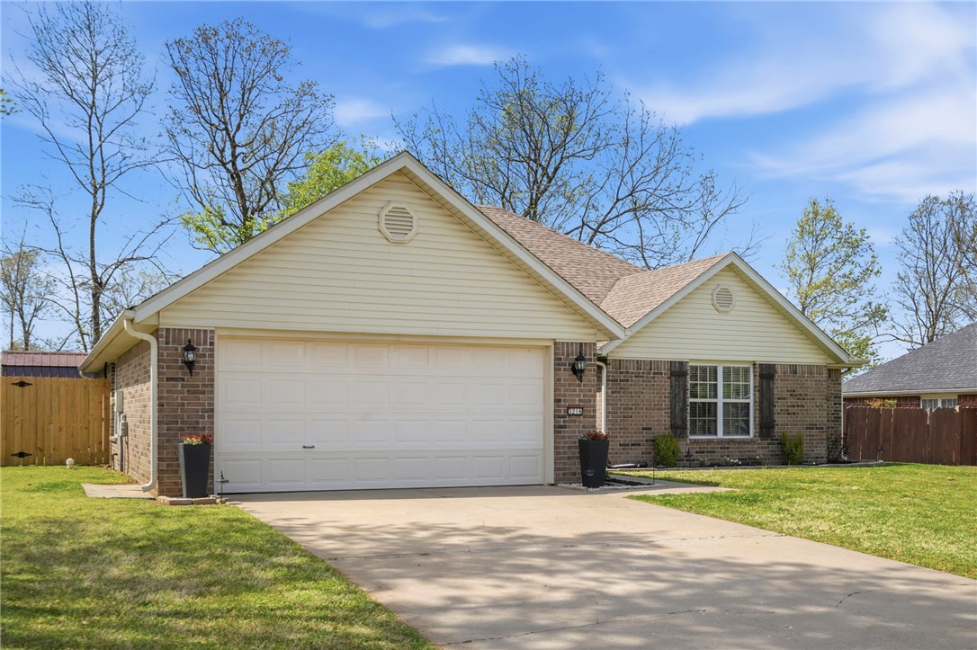 Eagle Crest Sub Springdale - Residential