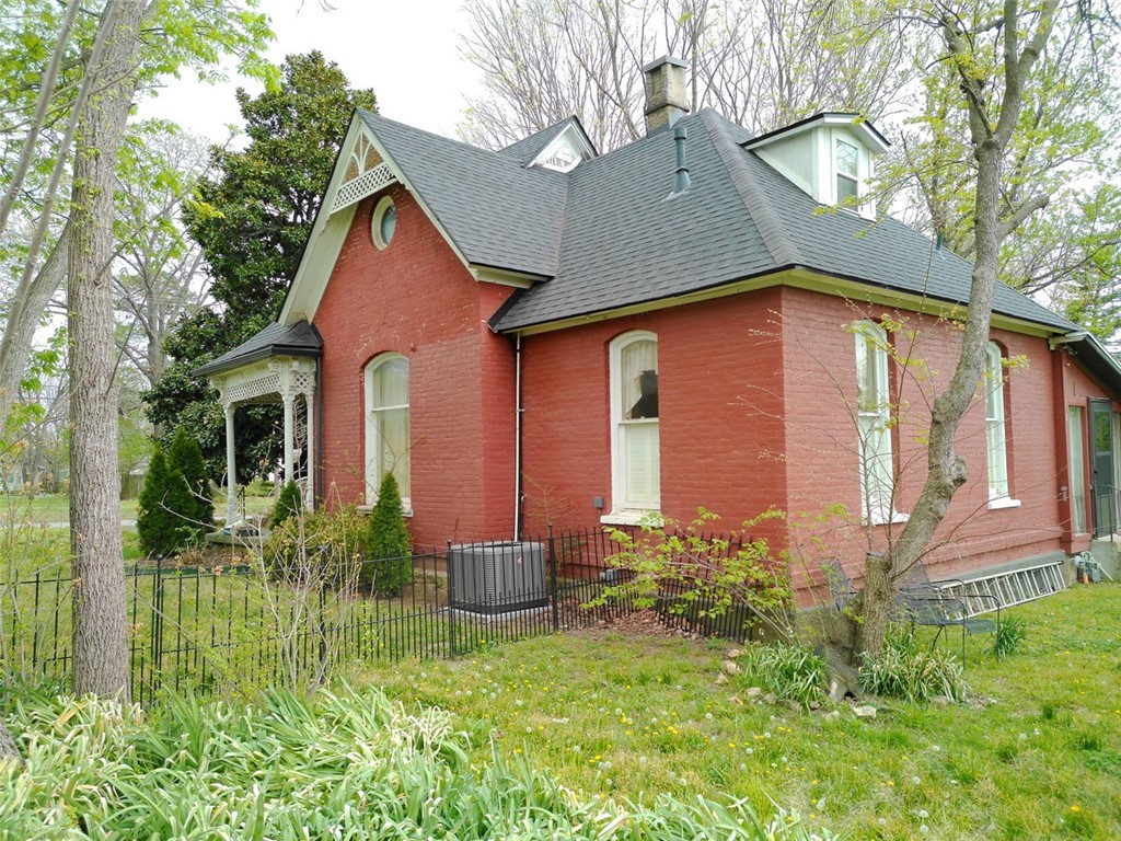 McGaugheys Orchard Add Rogers - Residential