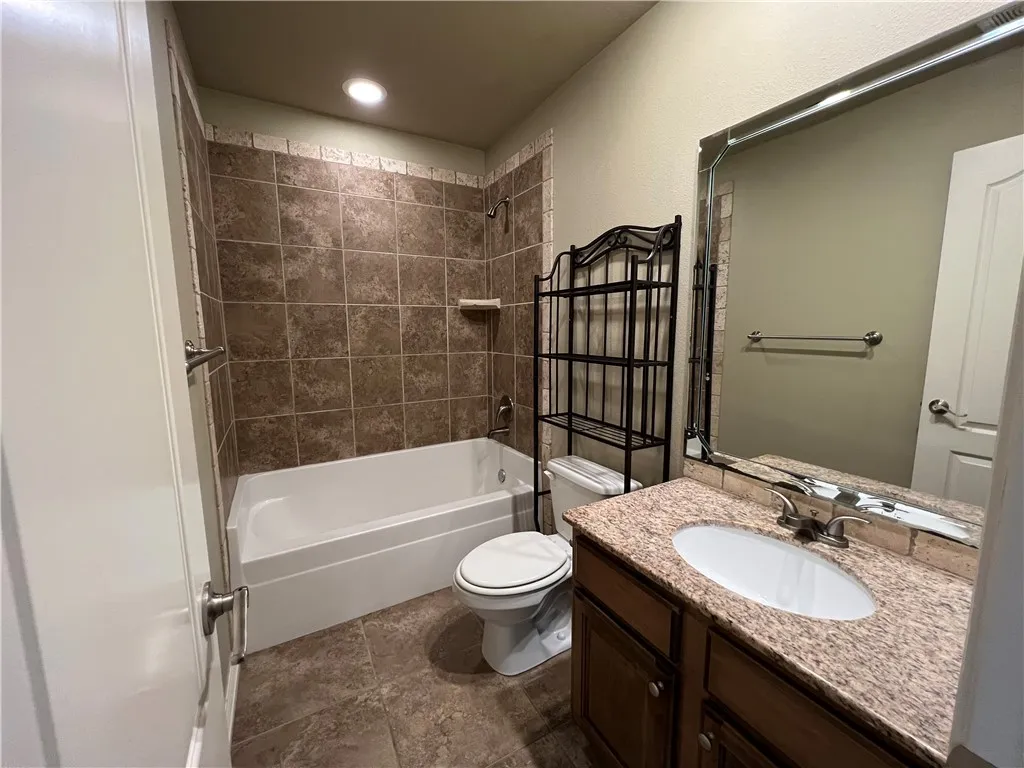 Bentonville, Arkansas 72713, United States, 3 Bedrooms Bedrooms, ,2 BathroomsBathrooms,Residential,Active,129311