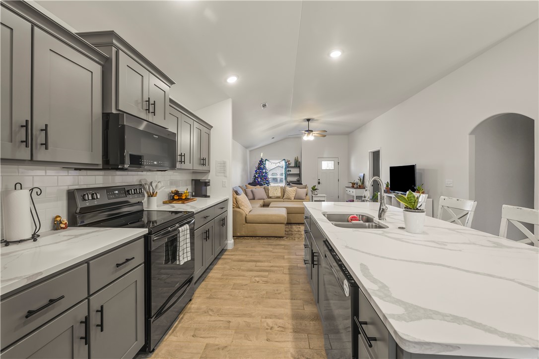 Woodward Hills Sub Ph 6 Highfill - Residential