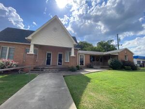 Howell's (Danville) - Commercial Sale