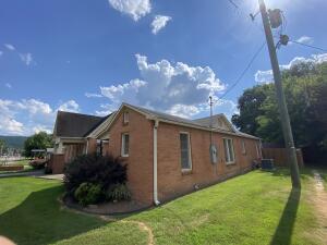 Howell's (Danville) - Commercial Sale