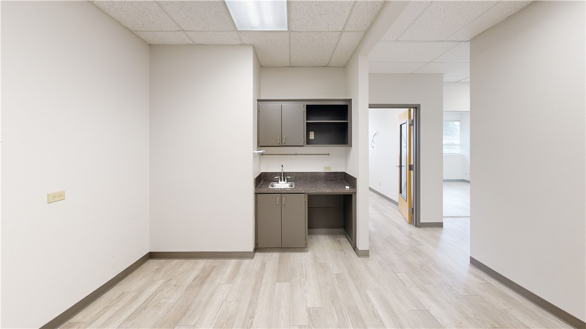 Beau Terre Office Park - Commercial Lease