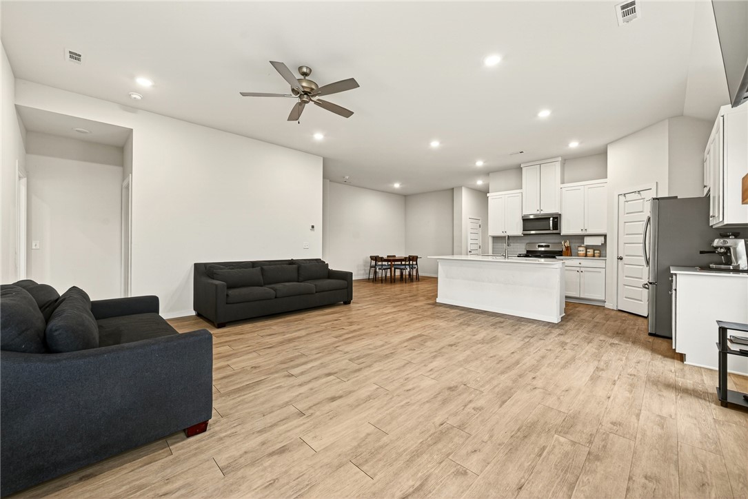 Wagon Wheel Crossing Sub Ph I - Residential