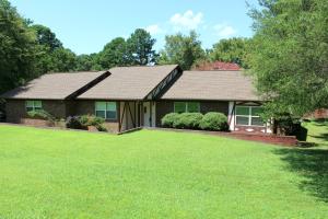 *** JUST REDUCED ***Bright and Spacious Home in desirable West Russellville! Lovely landscaped backyard. Beautiful wood floors, a formal dining room and 3 large Bedrooms. Both of the 2 Full Baths have their own linen closets. And there is a pretty brick fireplace in the living room to cozy up around during these cold winter months! All this and more, only minutes from scenic Lake Dardanelle. This house has everything you're looking for! Seller is motivated, don't miss the opportunity to make an offer on your future home!