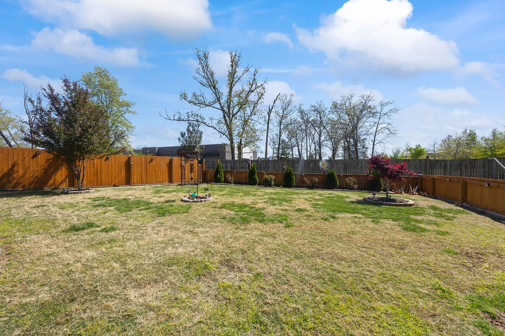 Bellafont Gardens Hpr - Residential