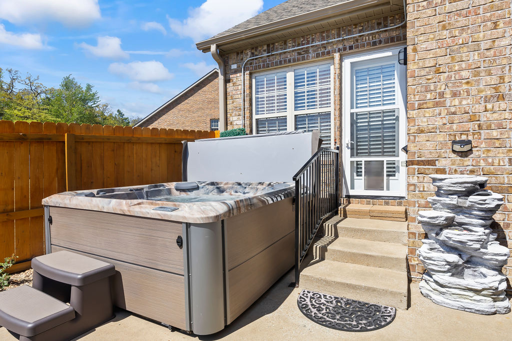 Bellafont Gardens Hpr - Residential