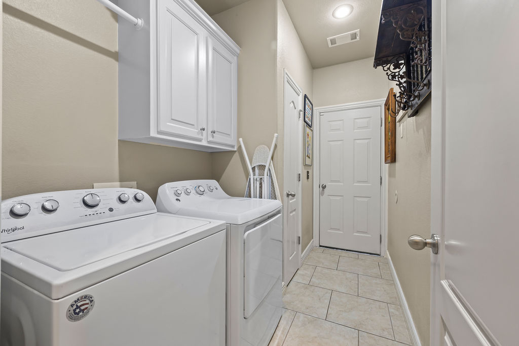 Bellafont Gardens Hpr - Residential