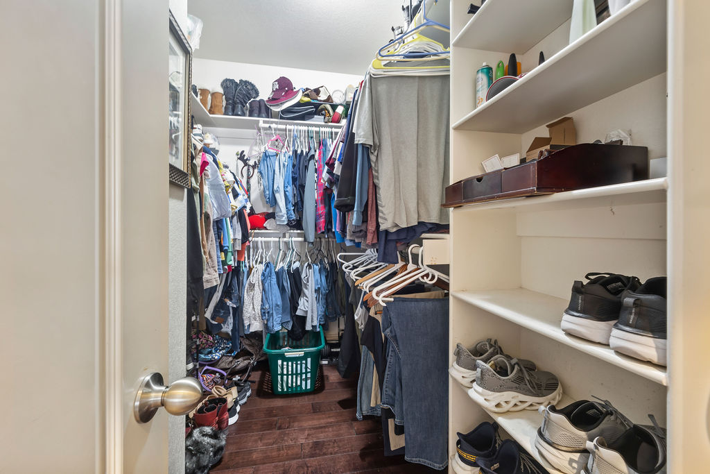 Bellafont Gardens Hpr - Residential