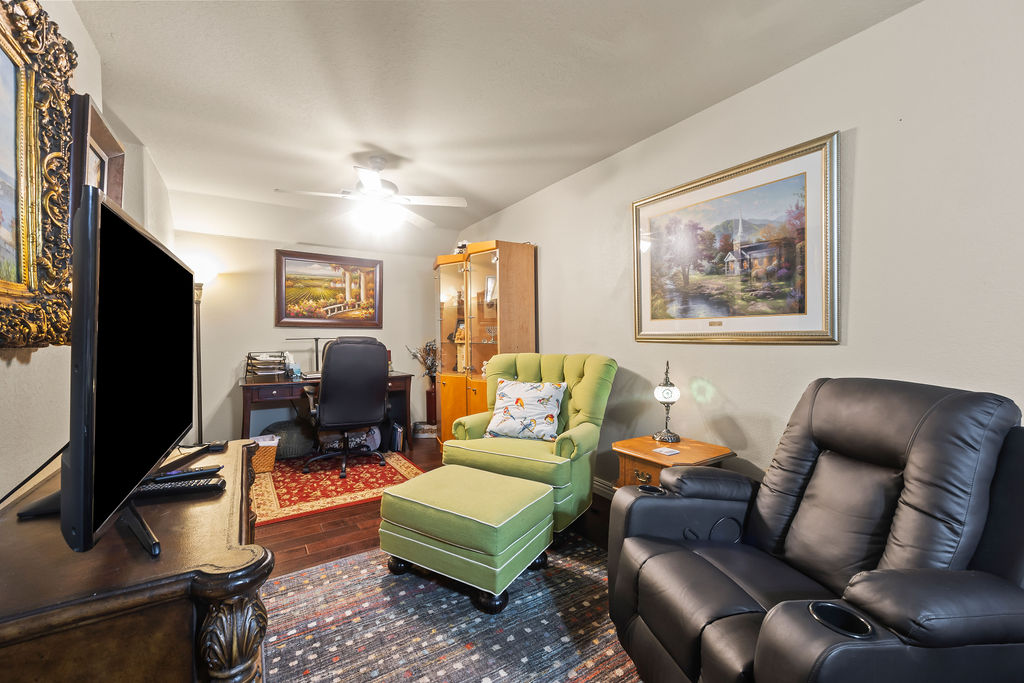 Bellafont Gardens Hpr - Residential