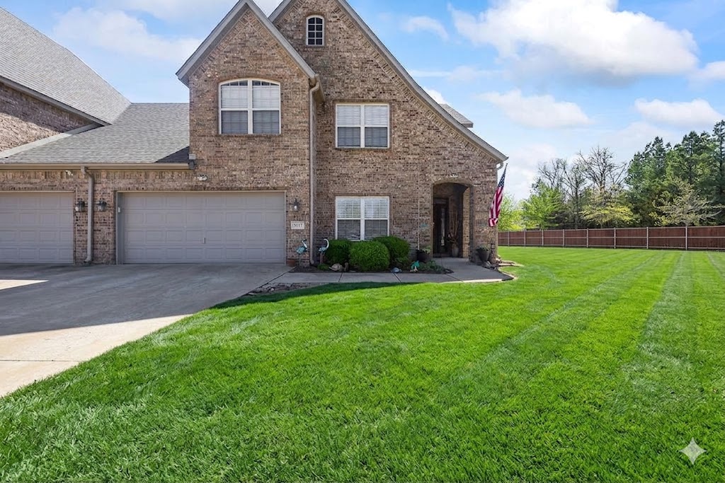 Bellafont Gardens Hpr - Residential