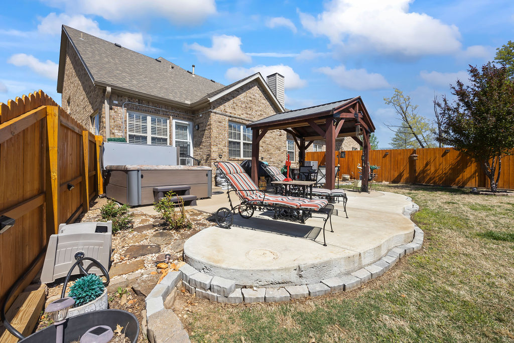 Bellafont Gardens Hpr - Residential