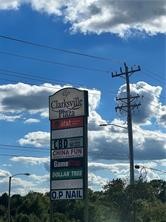 Located in the high-traffic Clarksville Plaza on E Market Street with direct access to Interstate 40, Unit #6 offers ±3,000 SF of prime retail space, divisible to a minimum of 1,000 SF. Built in 2004 and positioned directly across from Walmart Supercenter, this location provides excellent visibility, ample parking, and strong daily trafficāideal for retail or service-based businesses seeking exposure alongside national retailers.