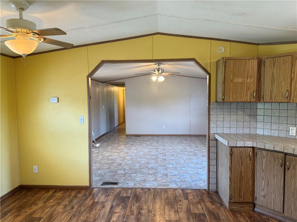 Strawberry Ridge Estate Rurban - Residential