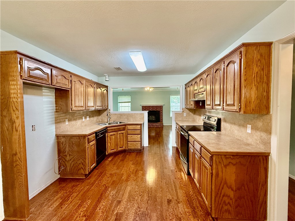 Hill View Sub Rogers - Residential