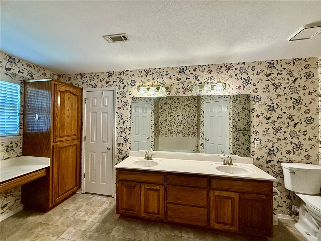 Hill View Sub Rogers - Residential