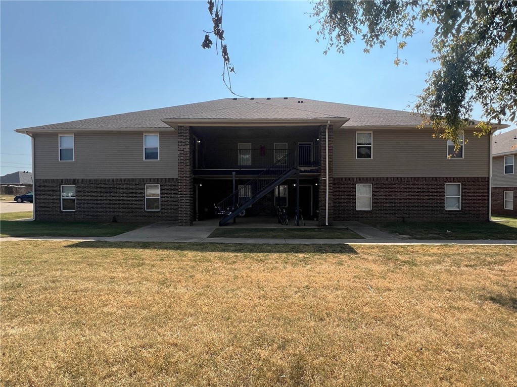 WOMACKS ADD-CENTERON - Residential Lease