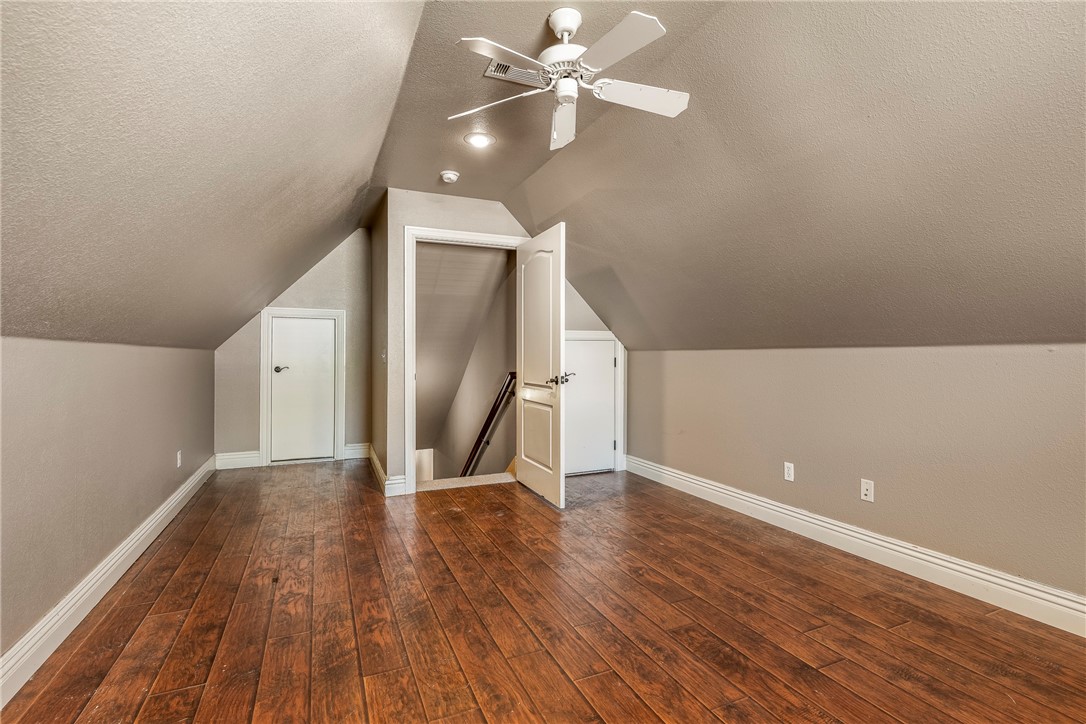 Oaklawn Place - Residential