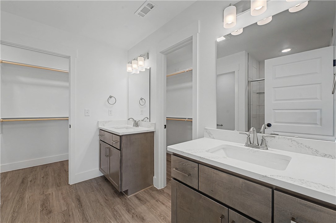 Woodcrest Walk - Residential